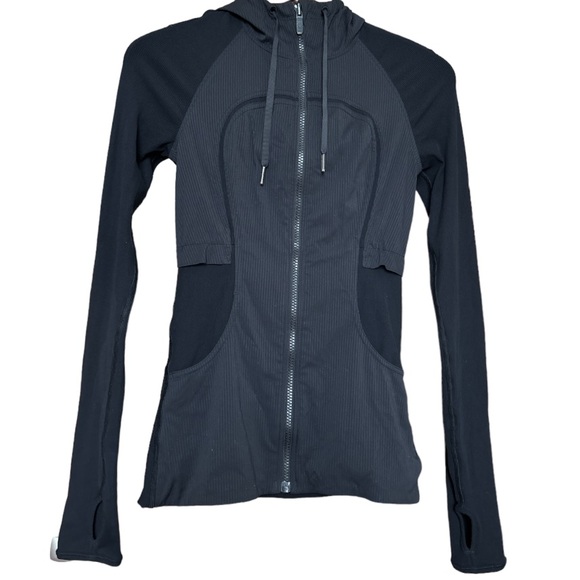 Lululemon Dance Studio Jacket Rib Sleeve, Black/grey, reversible, Size 2 - Picture 6 of 13